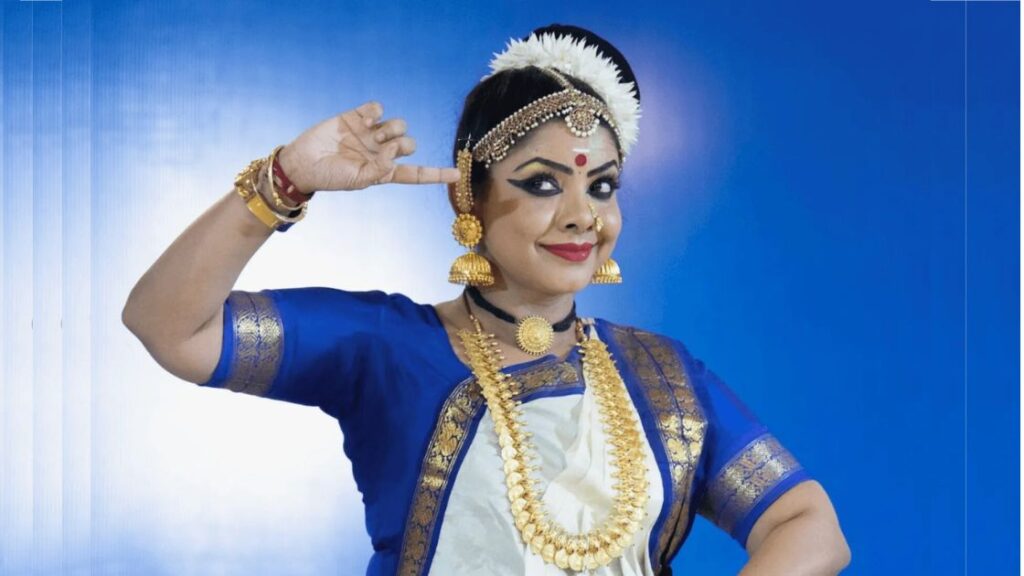 Mohiniyattam