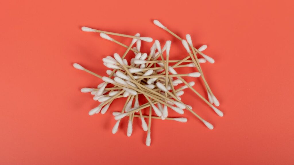 Cotton Buds (Made of paper stick)